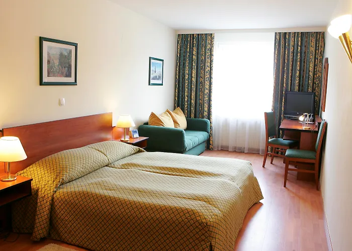 Hotel Caratart Bombolo