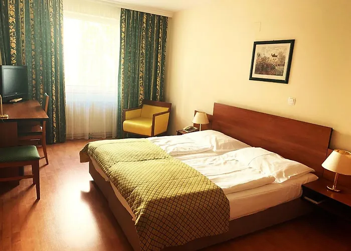 Hotel Caratart Bombolo