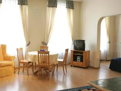 Caratart Bombolo Hotel